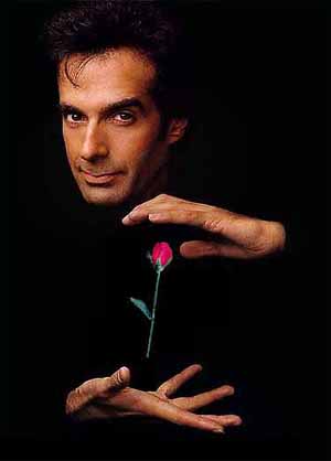 In network marketing, the David Copperfield syndrom means the early and "unexplained" disparition of a prospect or a distributor.